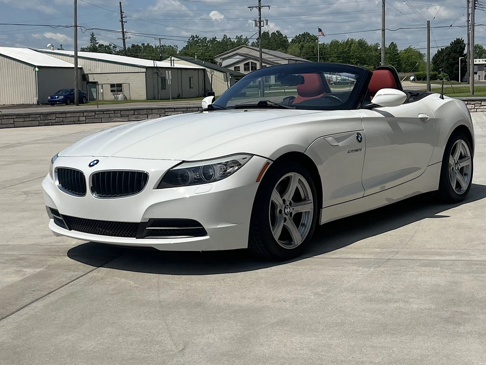 2011 BMW E89 Z4 Roadster - Image 2 of 31