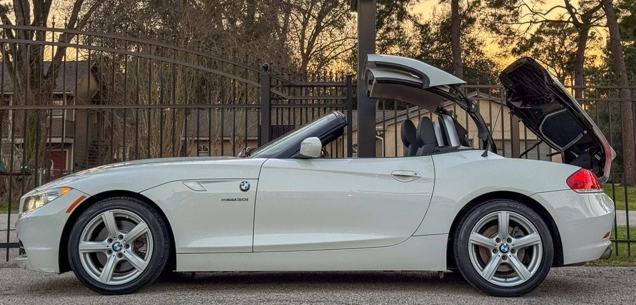 2011 BMW E89 Z4 Roadster - Image 3 of 12