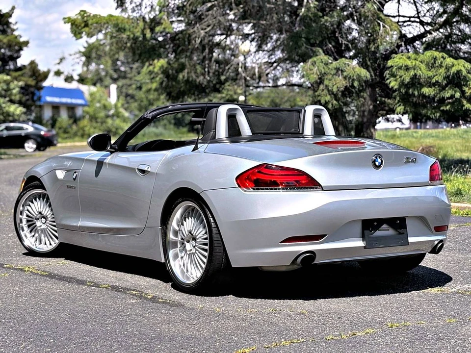 2011 BMW E89 Z4 Roadster - Image 8 of 17