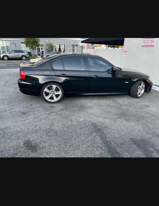 2011 BMW E90 3 Series Sedan - Image 3 of 9
