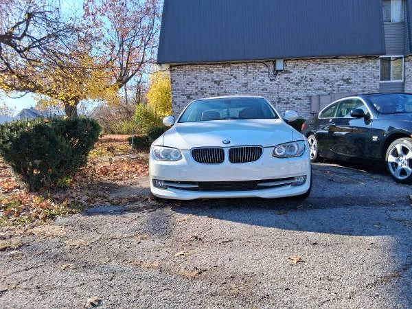 2011 BMW E93 335i Convertible - Image 6 of 9