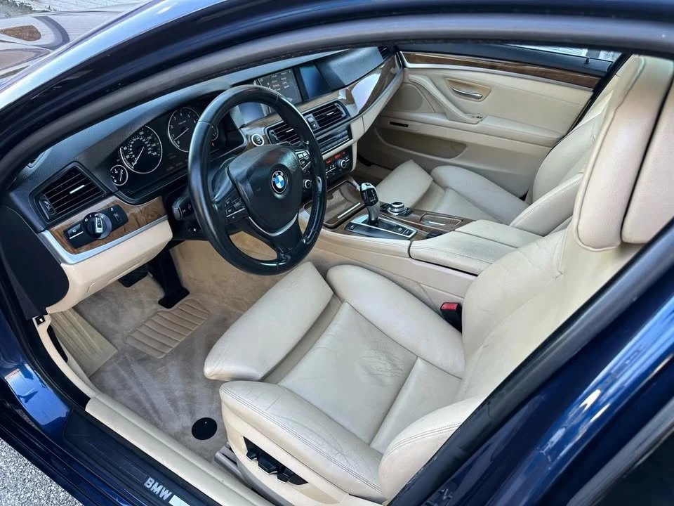 2011 BMW 1M - Image 9 of 20