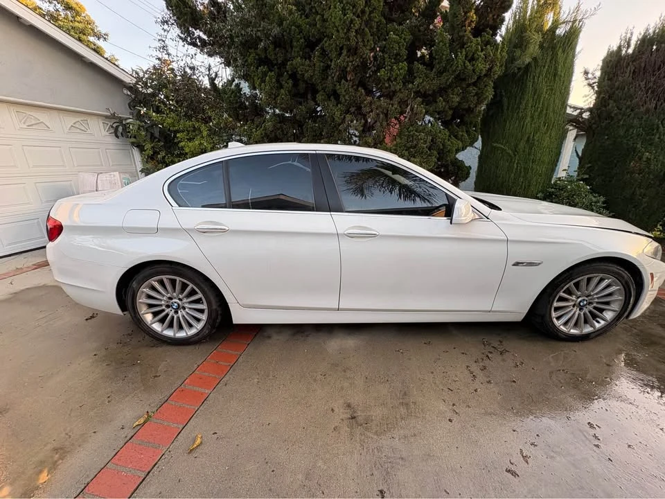 2011 BMW 1M - Image 2 of 4