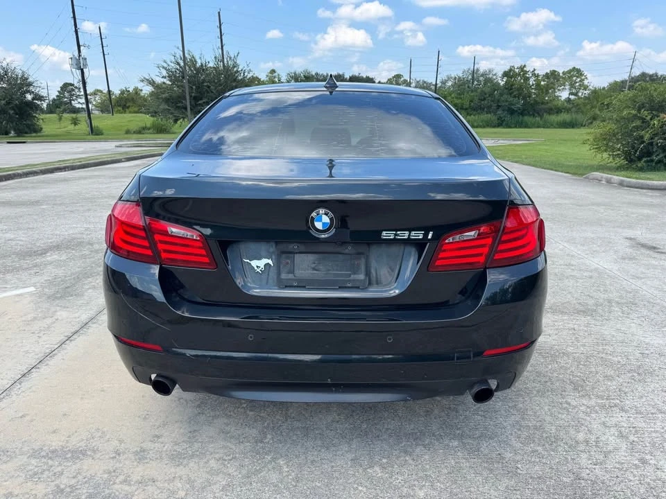 2011 BMW 1M - Image 19 of 20
