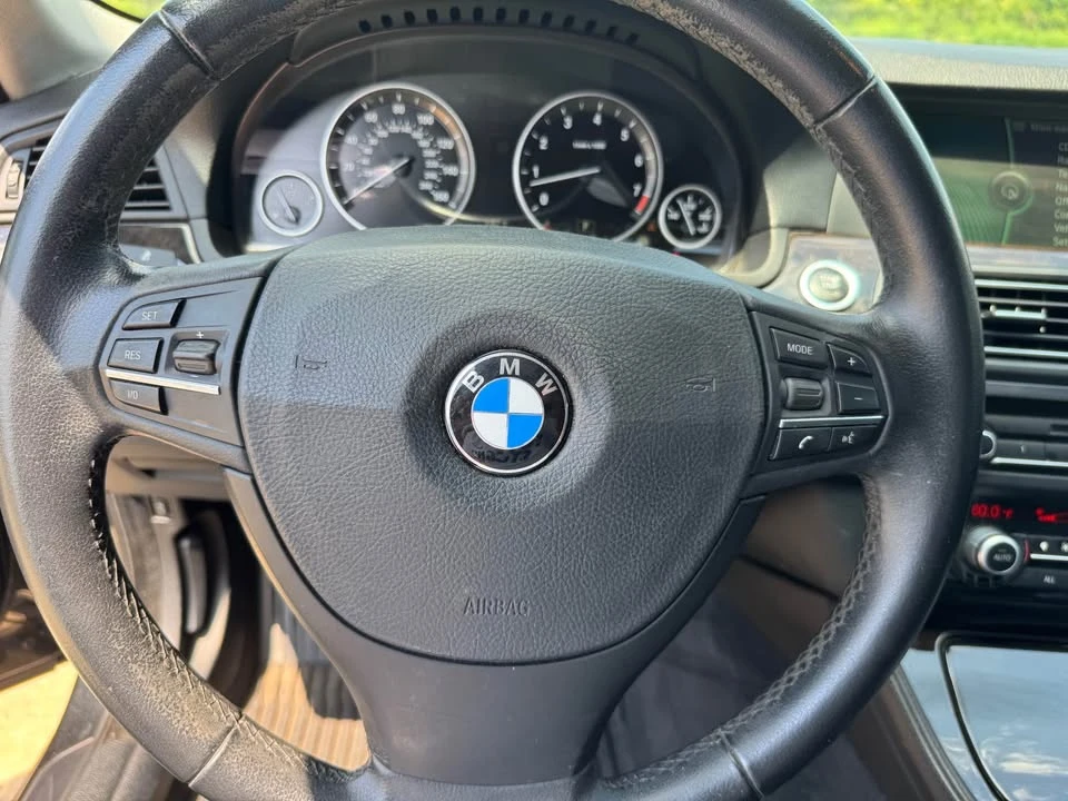 2011 BMW 1M - Image 10 of 20