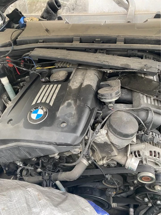 2011 BMW - Image 4 of 7