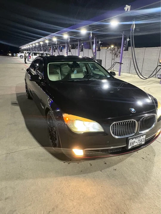 2011 BMW 7 Series - Image 3 of 10