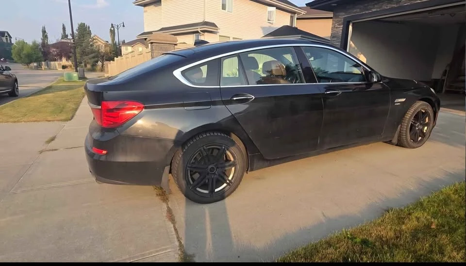 2011 BMW iX - Image 2 of 7