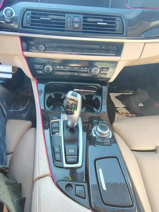 2011 BMW iX - Image 11 of 14