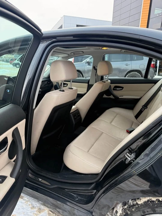 2011 BMW iX - Image 6 of 11