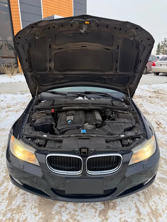2011 BMW iX - Image 7 of 11