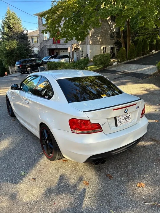 2011 BMW 1M - Image 2 of 10