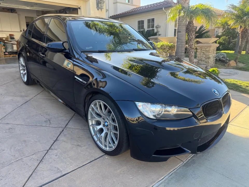 2011 BMW M3 - Image 2 of 12