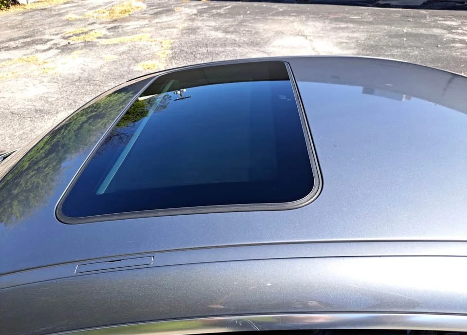 2011 BMW E82 135i & 135is - Image 18 of 20