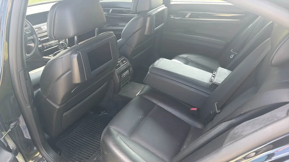 2011 BMW Alpina B7 - Image 3 of 12