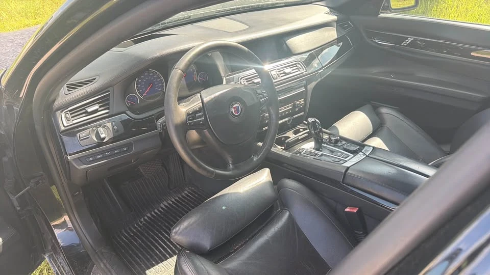2011 BMW Alpina B7 - Image 2 of 12