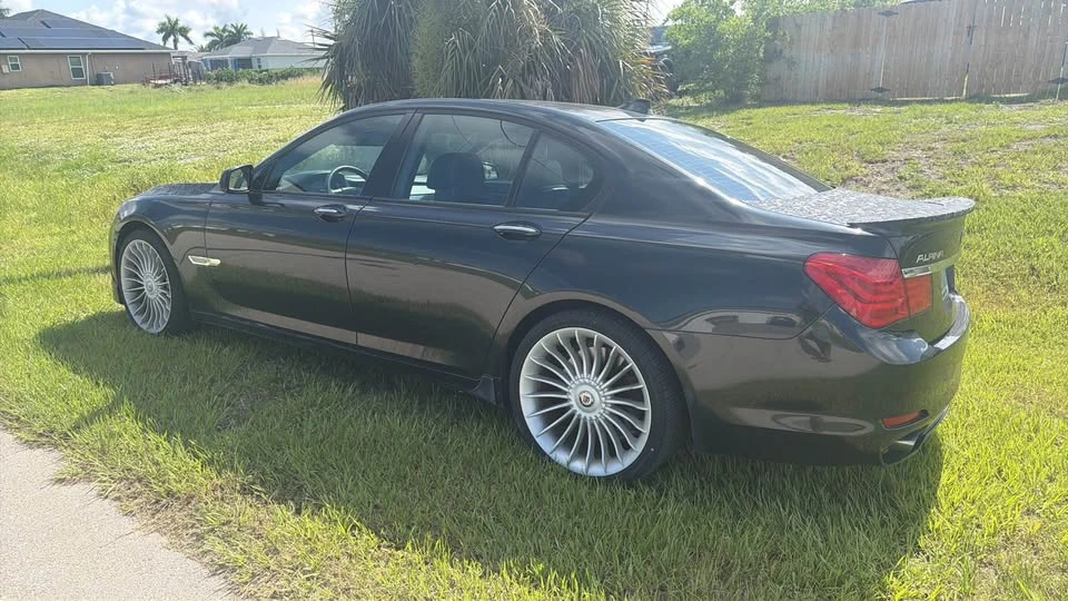 2011 BMW Alpina B7 - Image 10 of 12