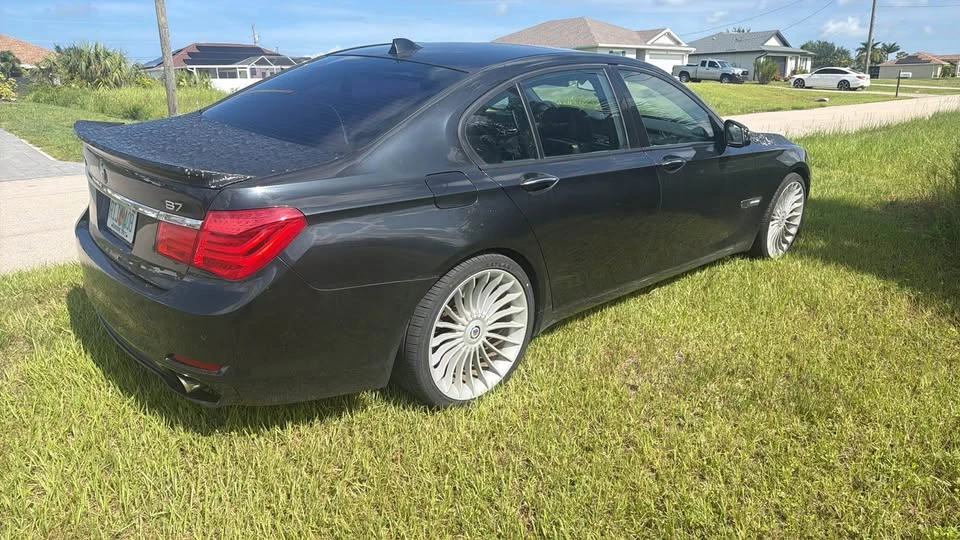 2011 BMW Alpina B7 - Image 9 of 12