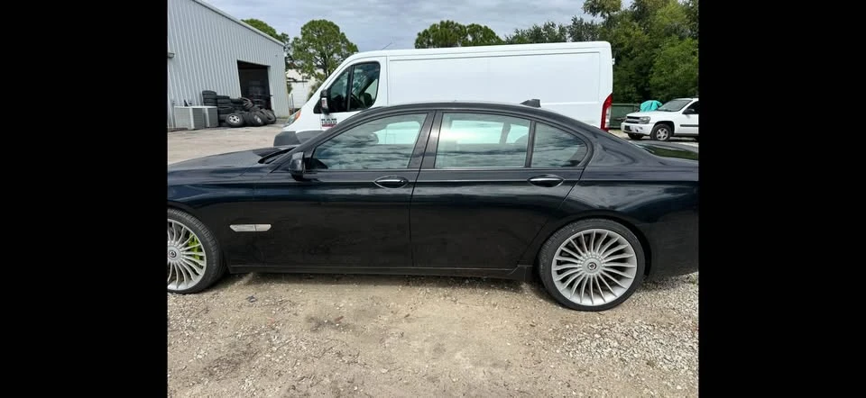 2011 BMW Alpina B7 - Image 11 of 12