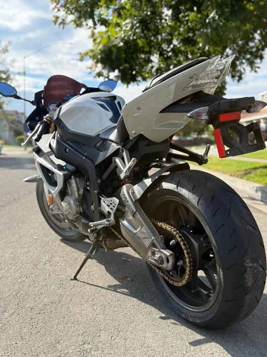 2011 BMW S1000 - Image 3 of 5