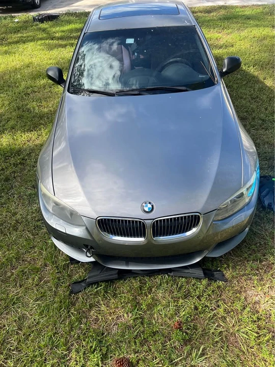 2011 BMW E90 3 Series Sedan - Image 3 of 5