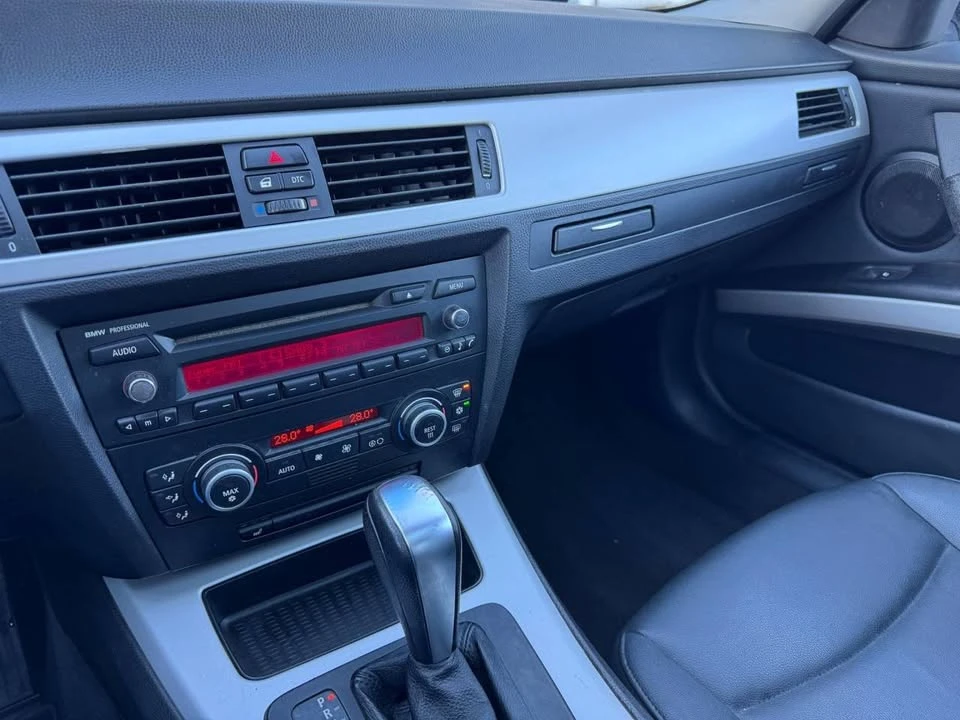 2011 BMW E90 3 Series Sedan - Image 4 of 9