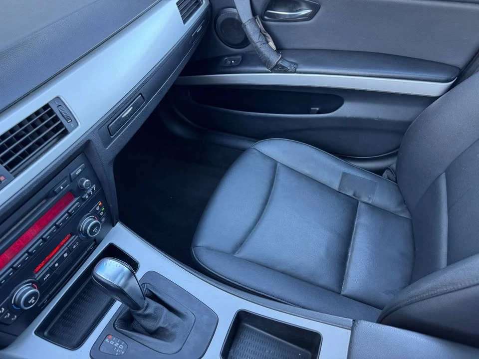 2011 BMW E90 3 Series Sedan - Image 5 of 9