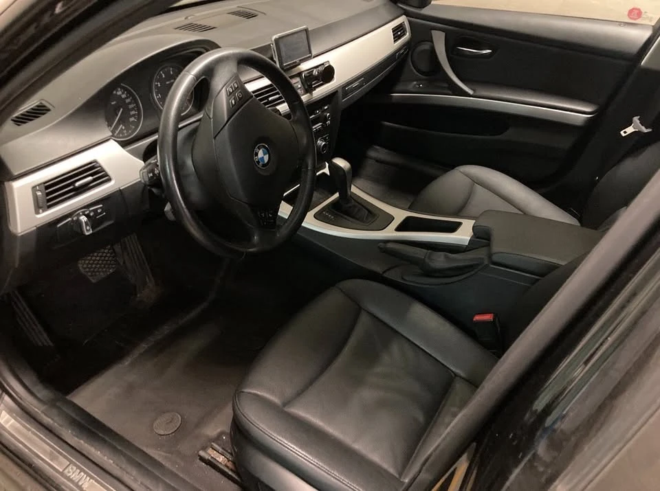 2011 BMW E90 3 Series Sedan - Image 6 of 7