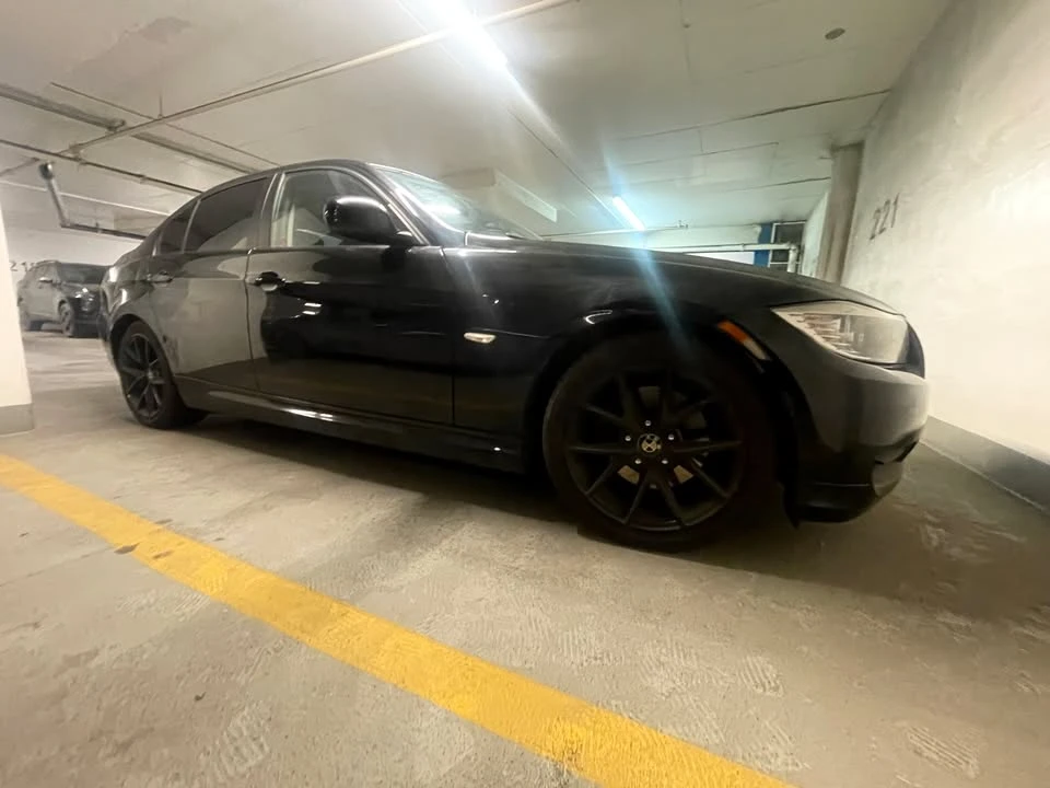 2011 BMW E90 3 Series Sedan - Image 3 of 7