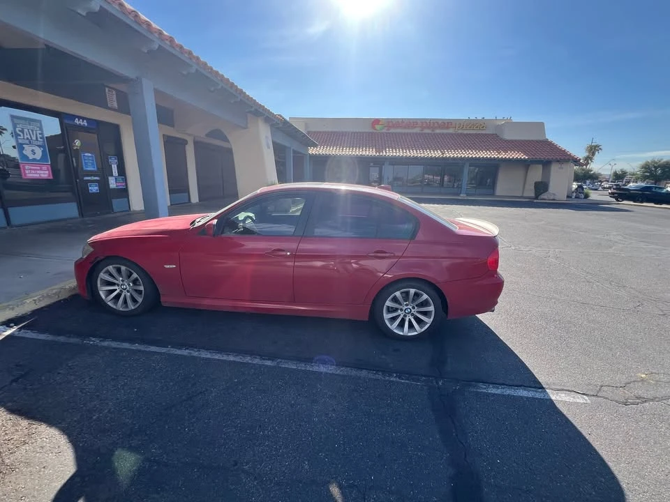 2011 BMW E90 3 Series Sedan - Image 3 of 5