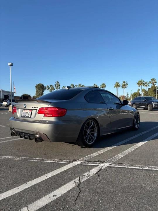 2011 BMW E90 M3 Sedan - Image 6 of 14