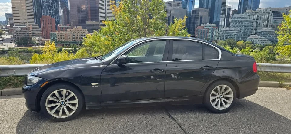 2011 BMW M3 - Image 2 of 10