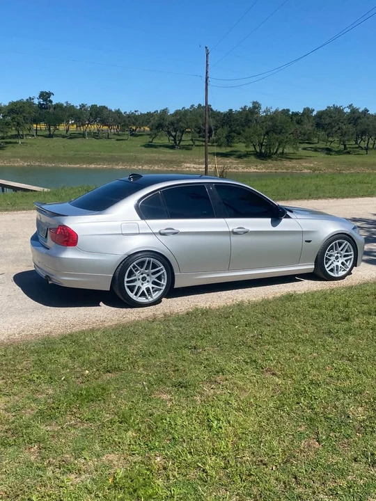2011 BMW E90 M3 Sedan - Image 5 of 6