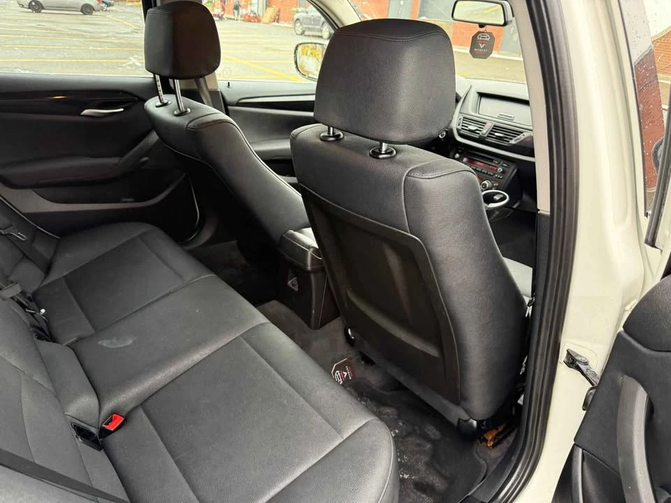 2011 BMW E84 X1 - Image 9 of 11