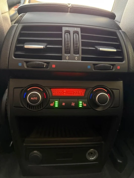 2011 BMW E70 X5 - Image 8 of 18