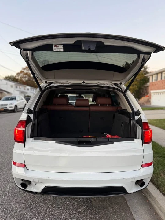 2011 BMW E70 X5 - Image 7 of 15