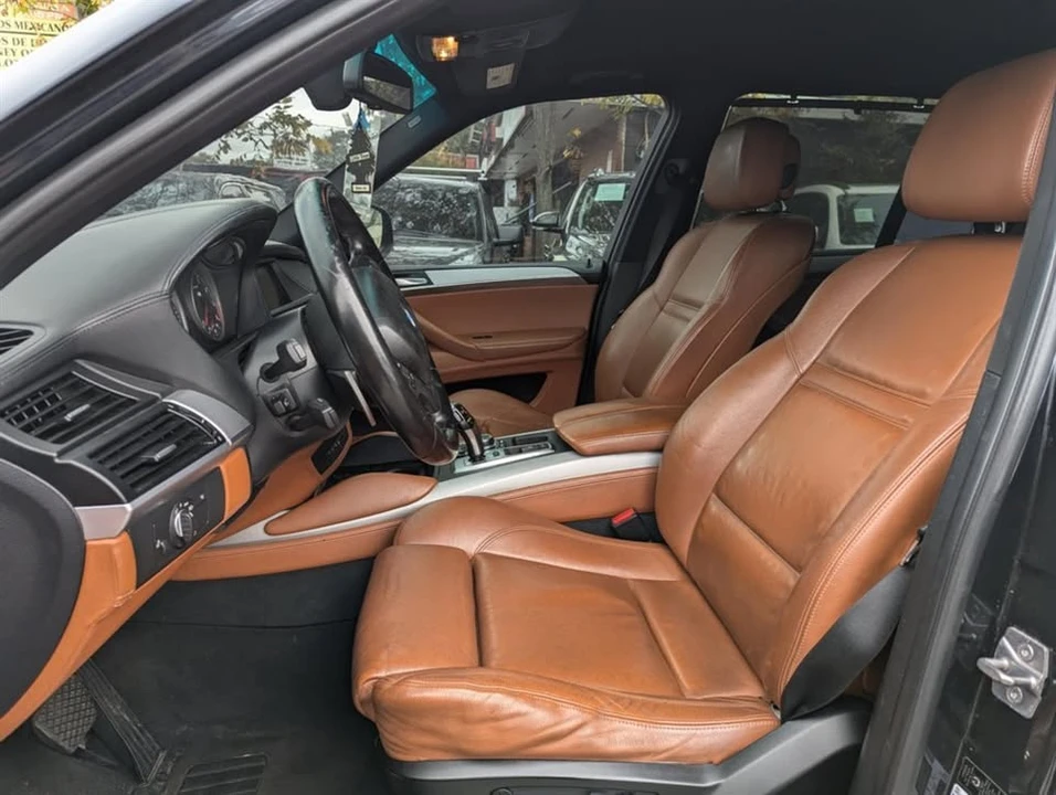 2011 BMW E70 X5 M - Image 8 of 17