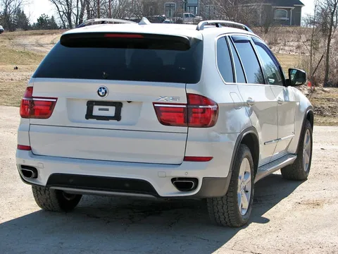 2011 BMW X5 xDrive 5.0i