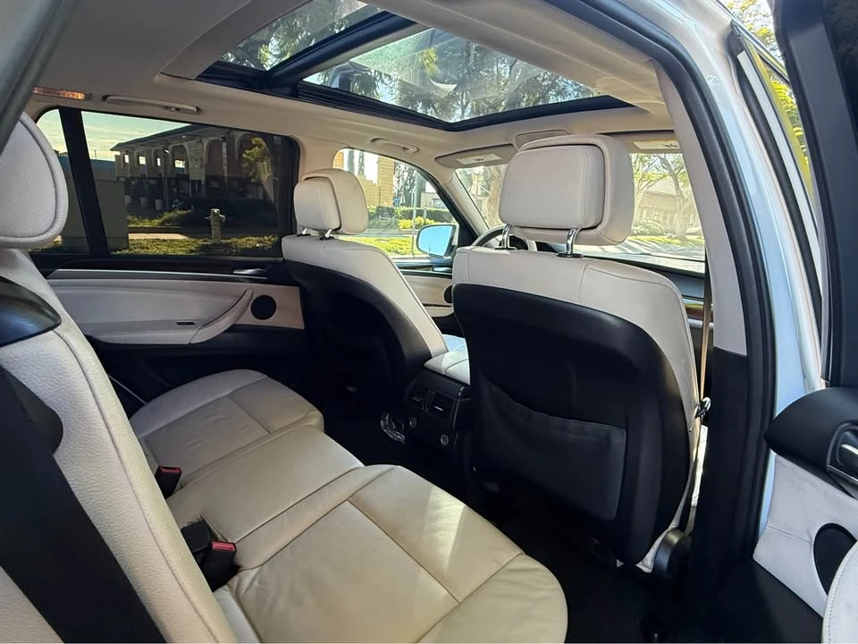 2011 BMW E70 X5 - Image 11 of 20
