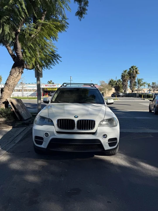 2011 BMW E70 X5 - Image 3 of 20