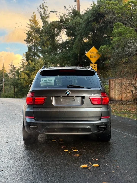 2011 BMW E70 X5 4.8i & xDrive50i - Image 3 of 6