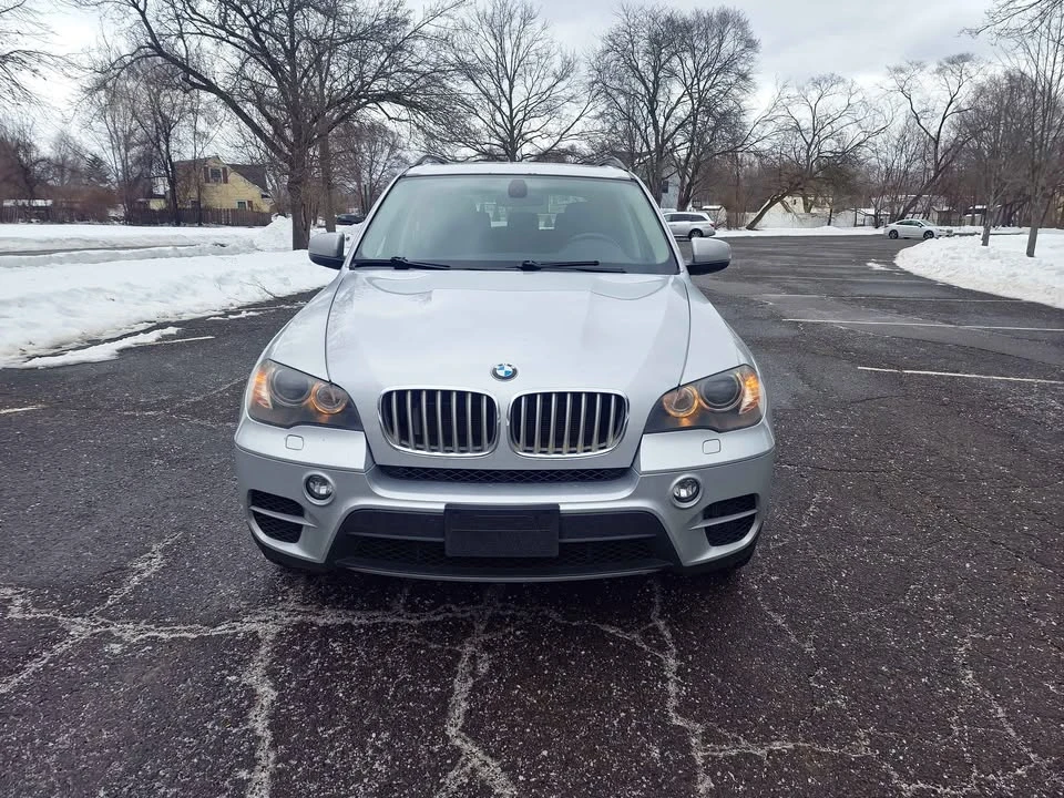 2011 BMW E70 X5 4.8i & xDrive50i - Image 2 of 17