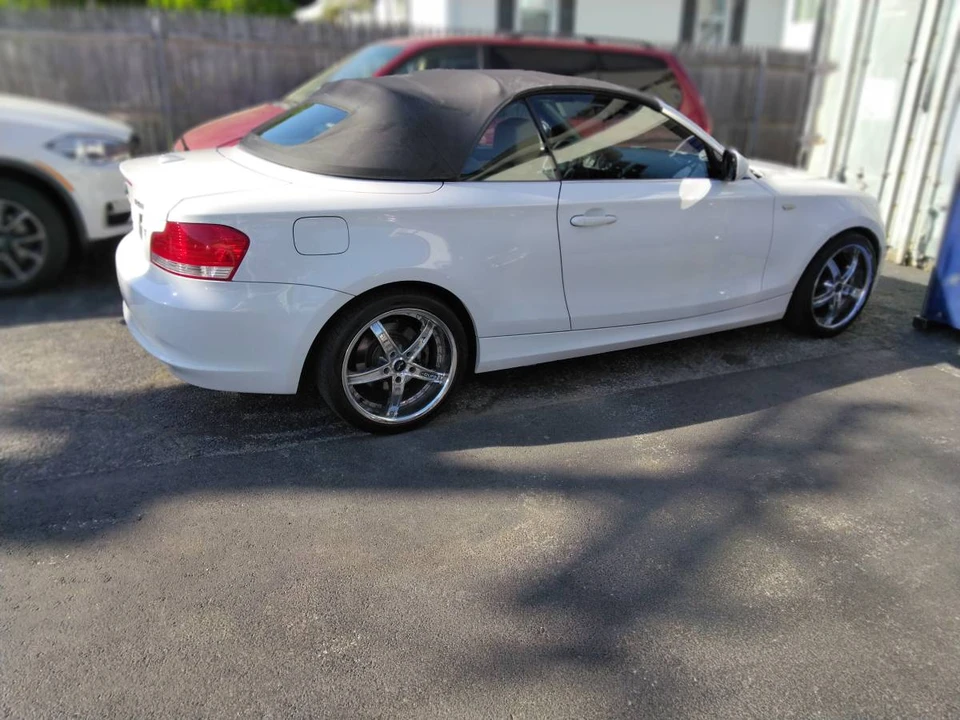2011 BMW E81/E82/E88 1 Series - Image 4 of 4