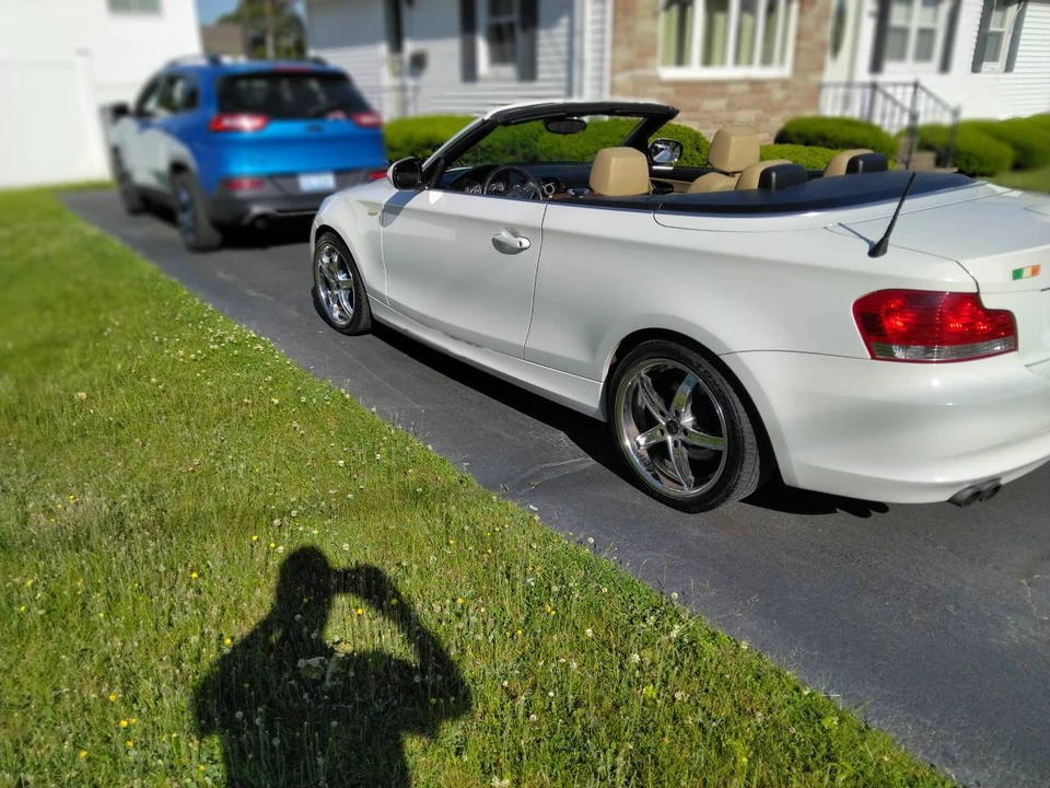 2011 BMW E81/E82/E88 1 Series - Image 2 of 4