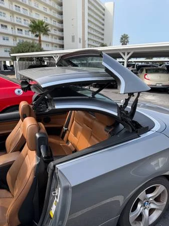 2011 BMW E93 335i Convertible - Image 3 of 8