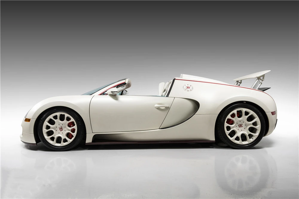 2011 Bugatti Veyron Grand Sport - Image 5 of 5