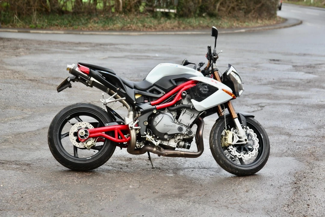 2011 Benelli - Image 8 of 30