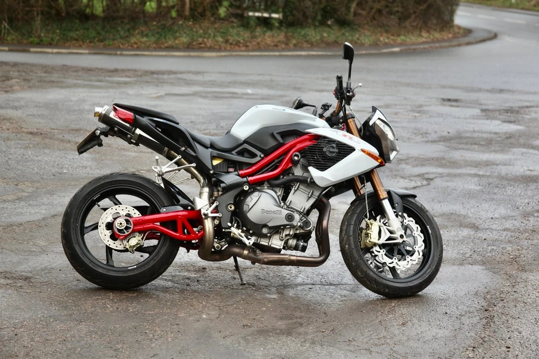 2011 Benelli - Image 9 of 30