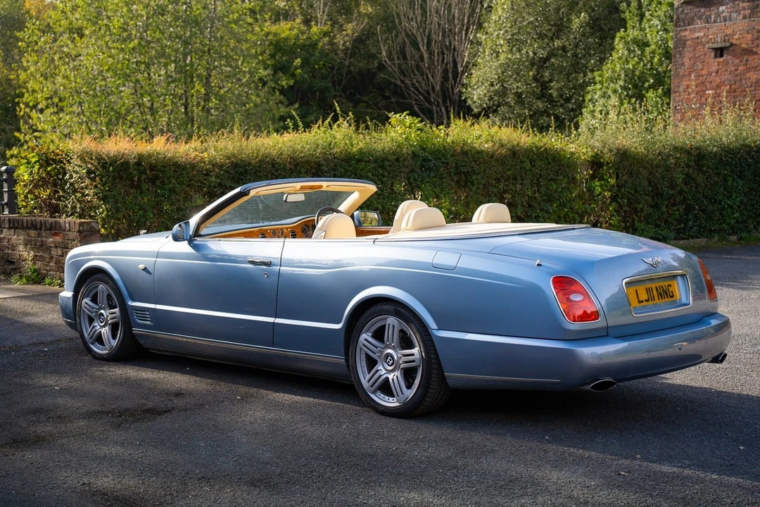 2011 Bentley Azure 2nd Gen - Image 9 of 30