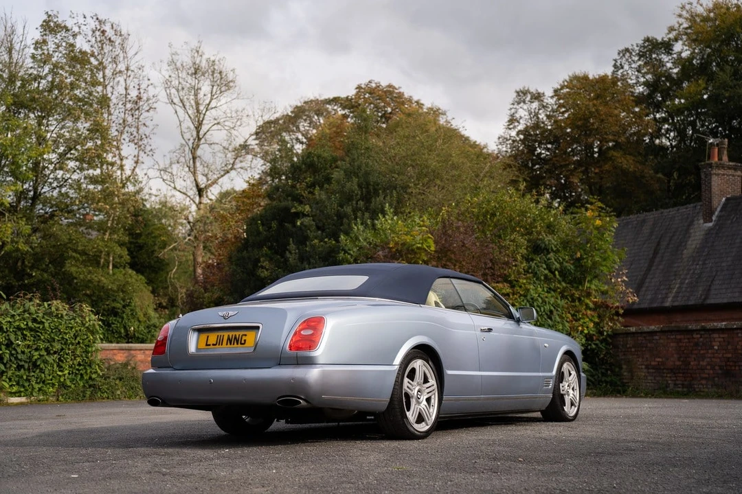 2011 Bentley Azure 2nd Gen - Image 20 of 30
